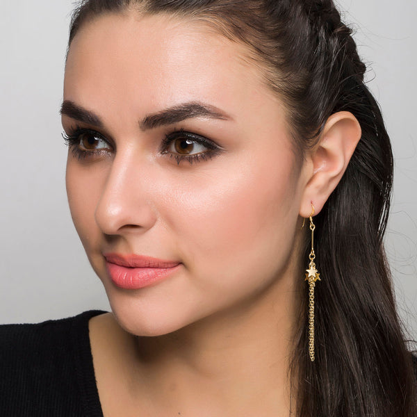 Shaila, Star earrings